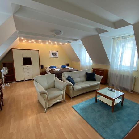 Penzion Le Monde Hotel Bardejov Eksteriør billede