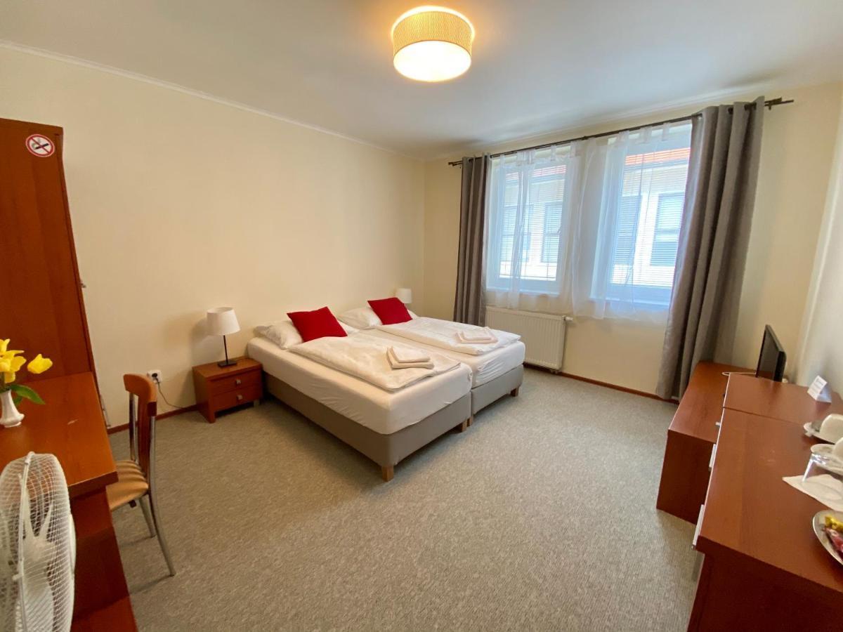 Penzion Le Monde Hotel Bardejov Eksteriør billede